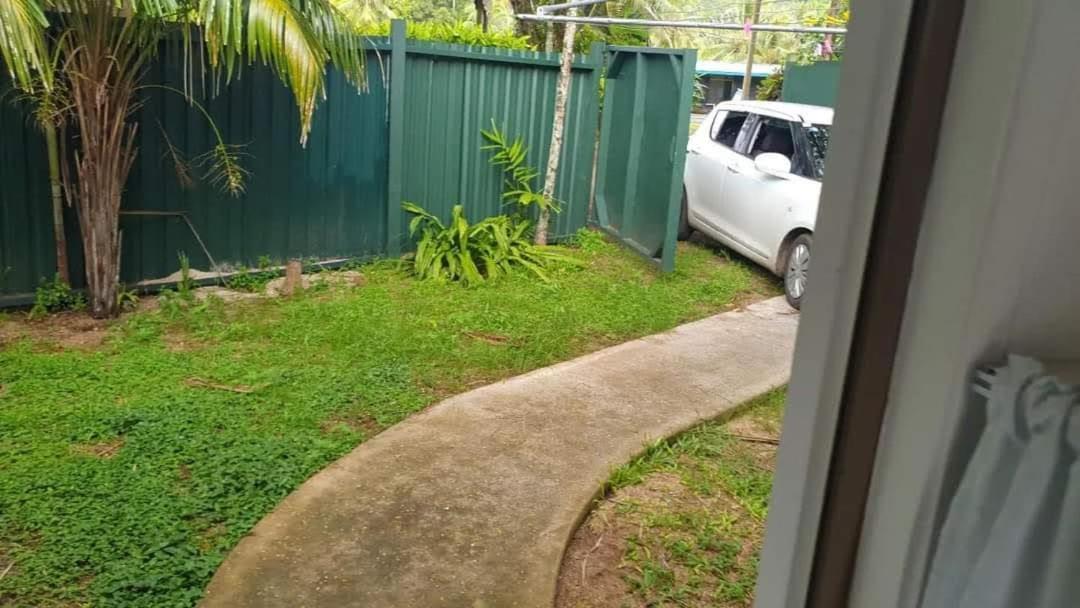 Are Tamareni 2Br Beach Cottage Or River Studio Avarua Room photo