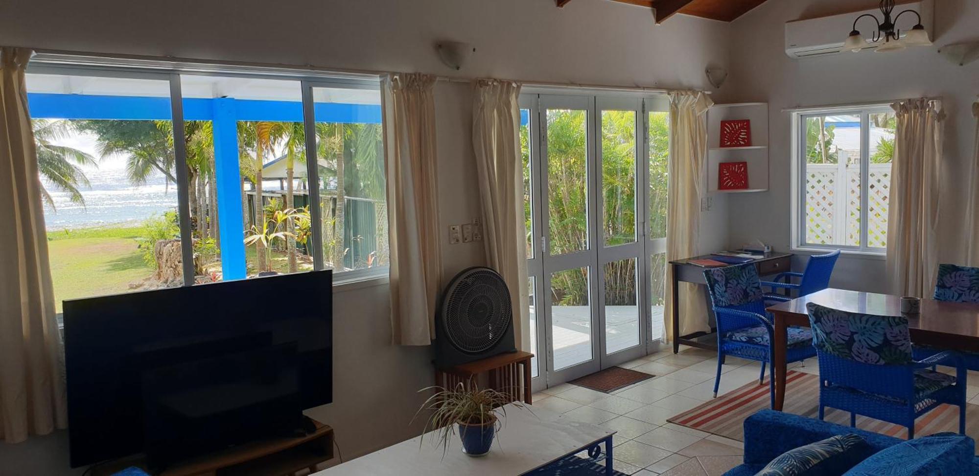 Are Tamareni 2Br Beach Cottage Or River Studio Avarua Room photo